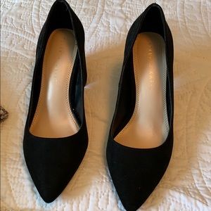 Black pumps - worn once